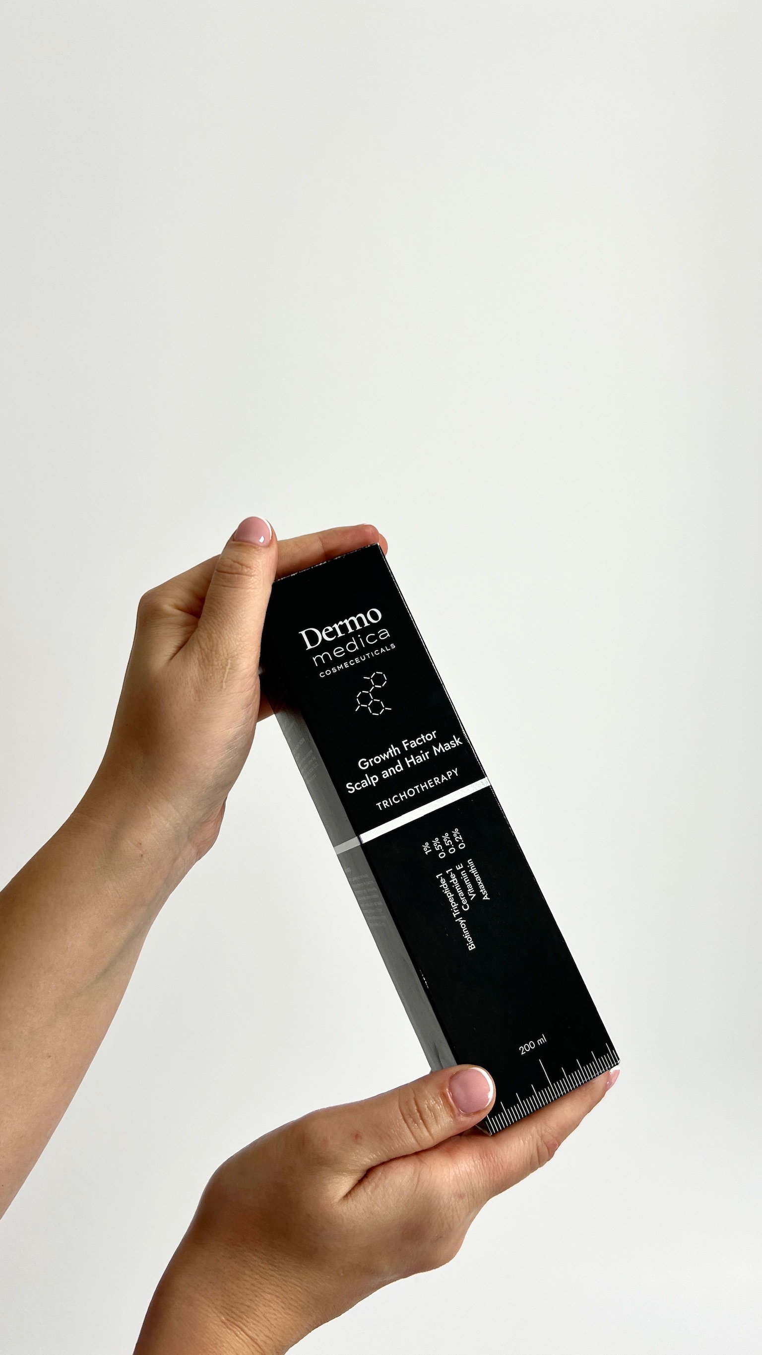 GROWTH FACTOR SCALP AND HAIR MASK Regenerująca Maska Dla Podrażnionej Skóry Głowy