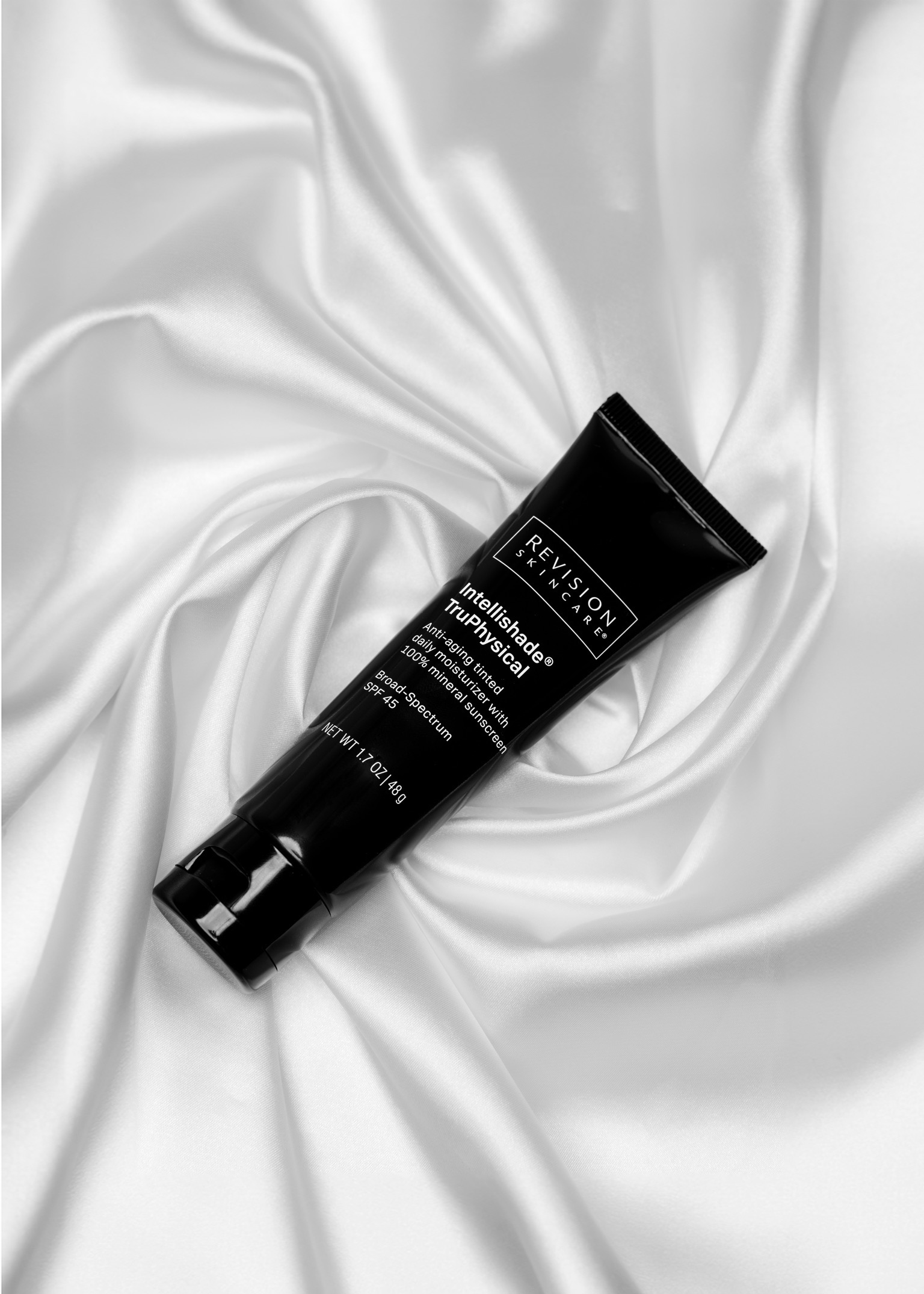 REVISION Intellishade Truphysical tonujący krem do twarzy z SPF 45 48g